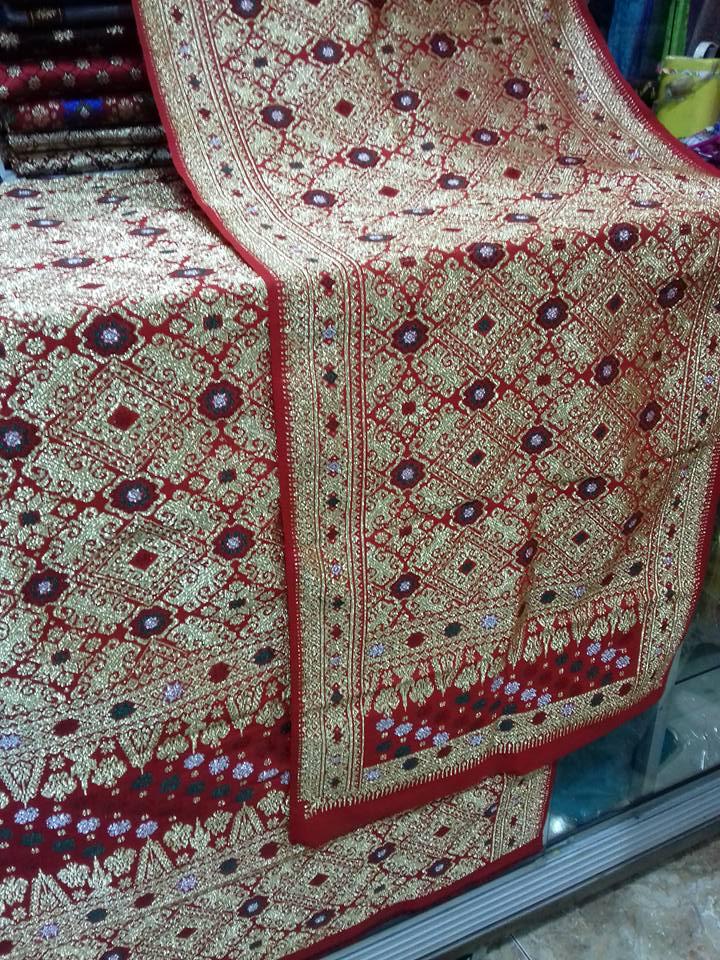 Songket Palembang Motif Rakam Tulang Benang Berlian Warna Merah Cabe Songket Palembang Motif Rakam Tulang Benang Berlian Warna Merah Cabe