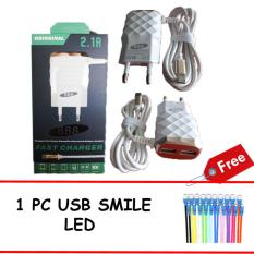 Grade AA 888 2,1A 15W Smart Fast Charger With 3 Outputs + FREE USB Smile Led