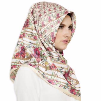 Hijabstore - Moshaict By Itang Yunasz AL 116 - Putih Motif Bunga  