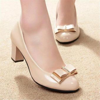Khalista Collections Block Heels Women Glossy Roundtoe Flatform Pantofel - Cream  