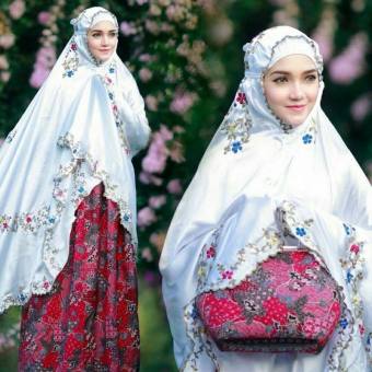 Nuranitex Busana Muslim Mukena Yoryu Bordir Syahrini Batik Antik - Kualitas Terbaik  