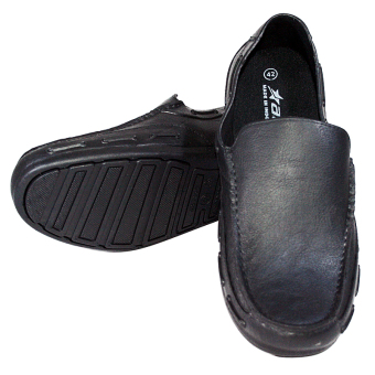 OFASHION Sepatu Pantofel Pria RE-AB-354 - Hitam - 39  