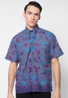 Pomona Batik Kemeja Lengan Pendek - Bunga Biru Muda  