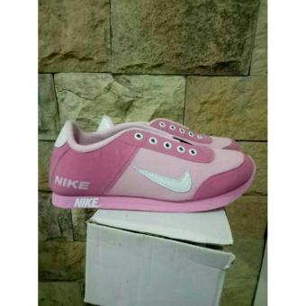 SEPATU OLAHRAGA NIKE PINK WANITA CEWEK CEWE SEKOLAH CASUAL BOOTS BOOT  