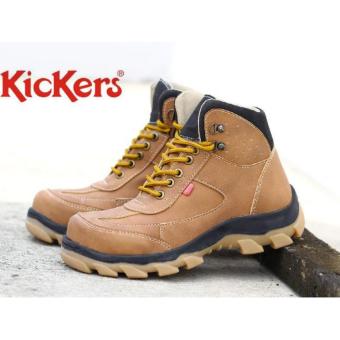 Sepatu Pria Safety Tracking&Gunung Boots Kickers Sued Mercy Ujung Besi (TAN)  