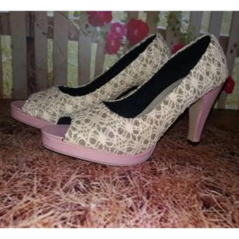 Sepatu Sandal High Heels Wanita Pantofel Brukat SDH28 - Krem  