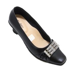Beatrice Sepatu Pantofel Wanita SM 322 - Hitam