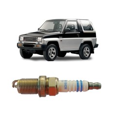 Bosch Busi Mobil Daihatsu Feroza 1.6 4WD FR7DCX+ - 0242235667 - 2 Buah - Putih