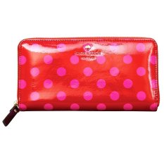Kate Spade New York Carlisle Street Lacey In Snapdragon Maraschino Leather Zip Around Accordion Wallet IFS000139042 (Intl)