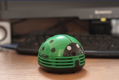 Mellius Mini Vacuum Cleaner / Vakum Cleaner Kecil Warna Green LadyBug / Hijau