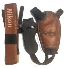 Nikon D5100 Leather DSLR Strap Set - Cokelat