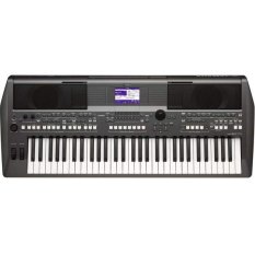 Yamaha PSR S670 Portable Arranger Keyboard