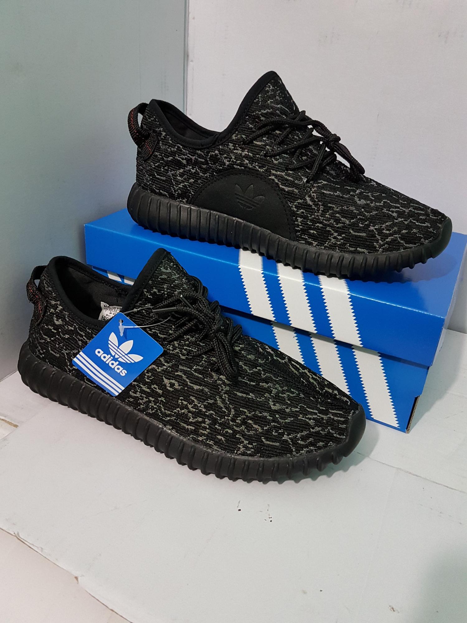 Sepatu adidas yeezy import Quality