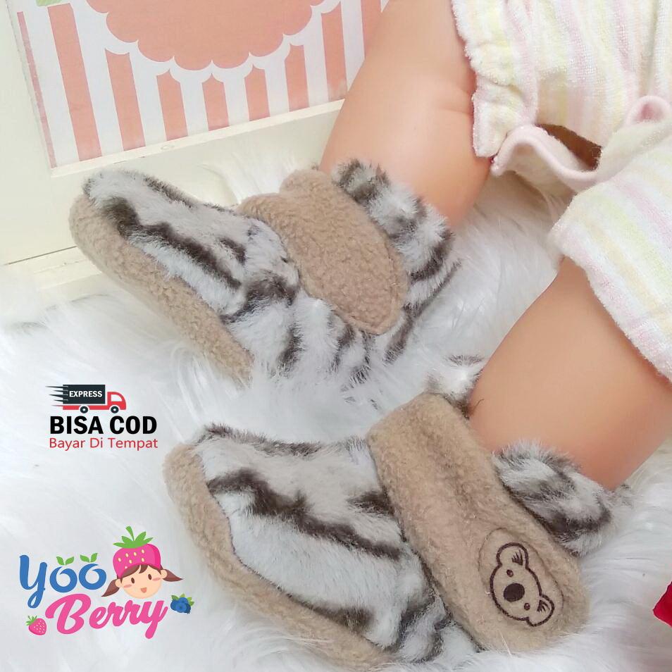 YooBerry Cuddle Me Sepatu Bayi Prewalker Fitted Booties Tiger White