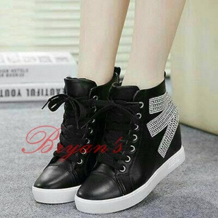 Jual BLACK MAXI BOOT PASIR
