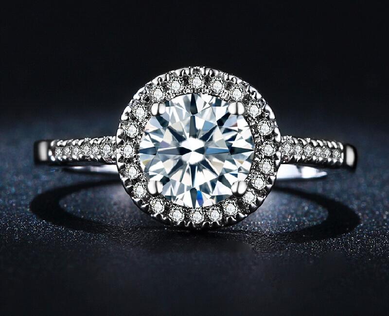 Cincin Berlian Imitasi Emas Putih (Perhiasan Silver Wanita)