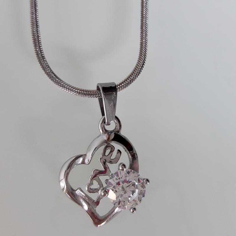 Lovely Love Kalung Titanium Silver  Wanita / Kalung Titanium Wanita / Kalung Titanium / Aksesoris / Aksesoris Wanita / Kalung Wanita