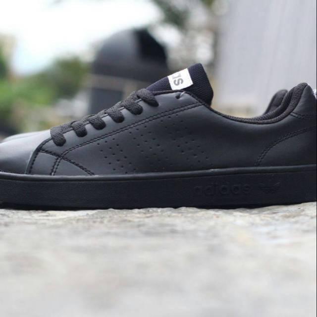 Sepatu Adidas Advanteg Wanita Women Anak Laki Sekolah Kuliah Sneakers Kets Import