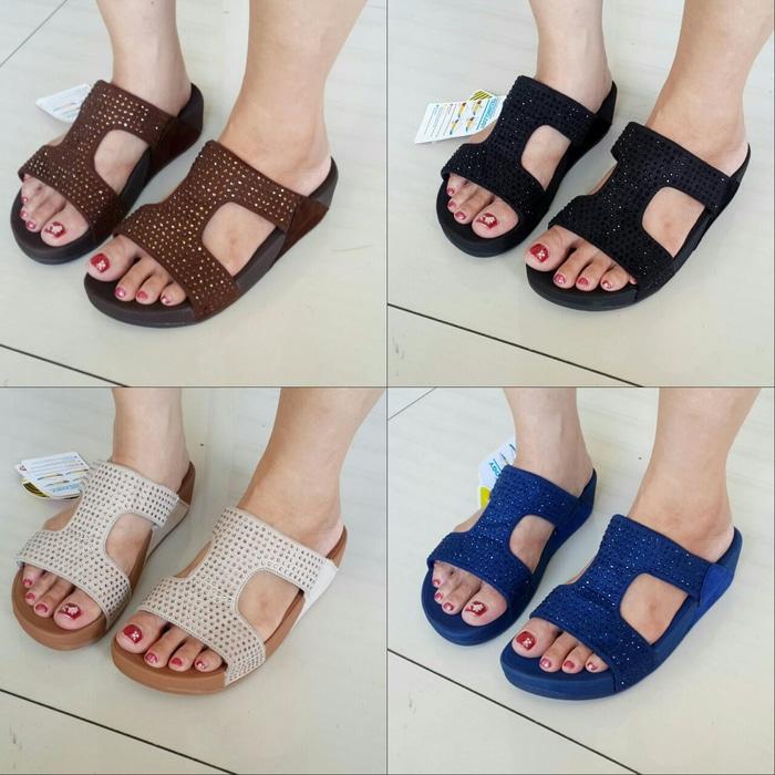 sandal wanita Fitflop Rokkit Slide - sendal jepit wanita murah / sendal jepit wanita bagus / sendal jepit wanita trendy / sendal jepit wanita berkualitas / keren / sendal jepit wanita / sendal jepit wanita wedges / sendal jepit wanita flip flop