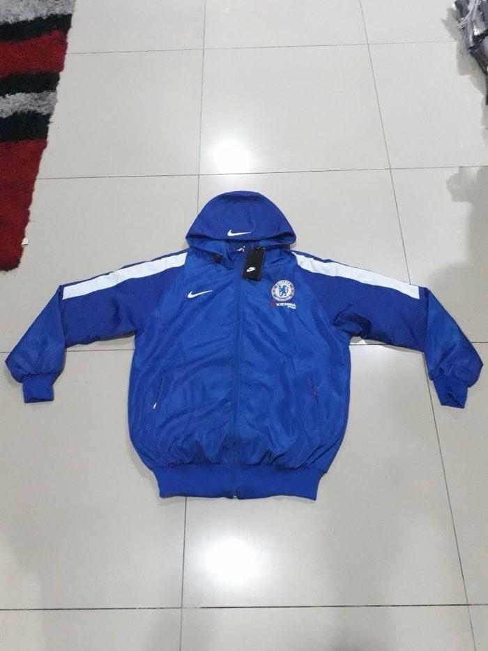 PALING DICARI Jaket Parasut Waterproof Bolak Balik Chelsea Home Biru 17/18 PROMO