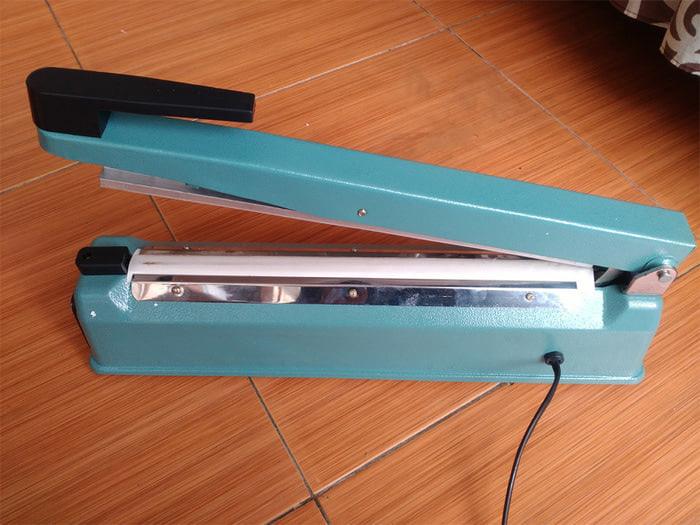 Impulse Sealer Xander 20cm body besi SF-200 / Mesin Pengemas Plastik