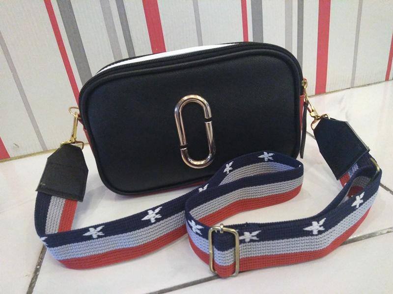 Lucky Tas Selempang Oval/Tas Selempang Wanita/Tas Murah
