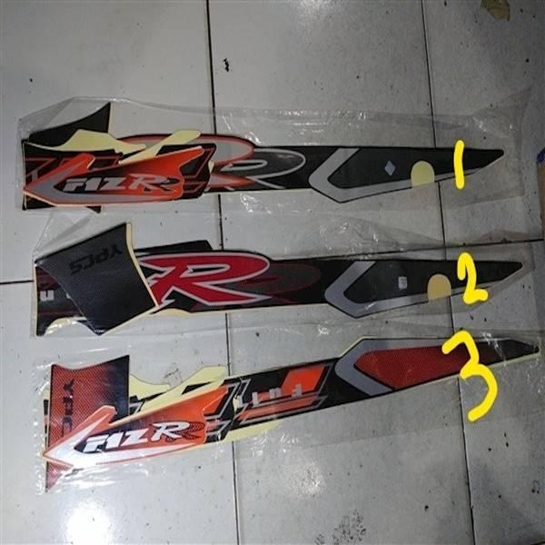 Striping Lis&Stiker Body&Stiker Motor Fizr Force1 2002