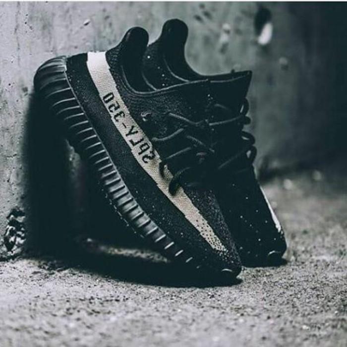 Promo Termurah Adidas Yeezy Boost 350 V2