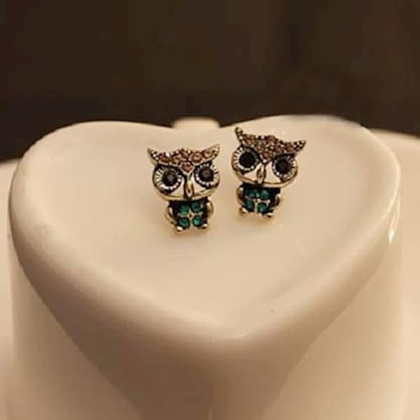 Anting Tusuk Berbentuk Burung Owl Berhiaskan Kristal