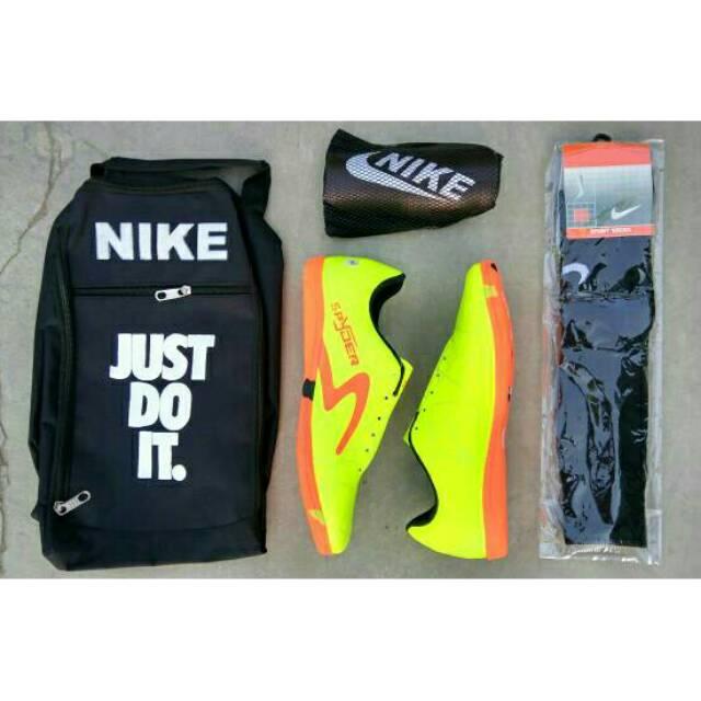Sepatu futsal ( PAKET KOMPLIT )l spec spyder MURAH