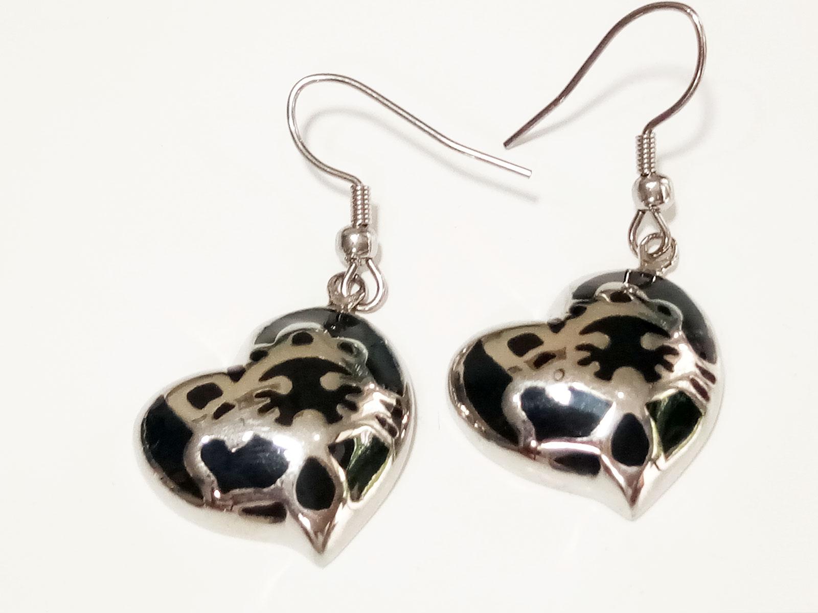 VeE Anting Wanita Titanium batu Giok Hitam Love - Terapi Kesehatan