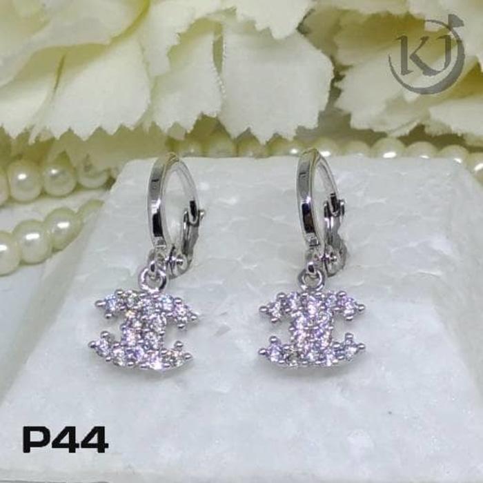 P44 Anting Putih Channel - Perhiasan Lapis Emas 18K - Xuping