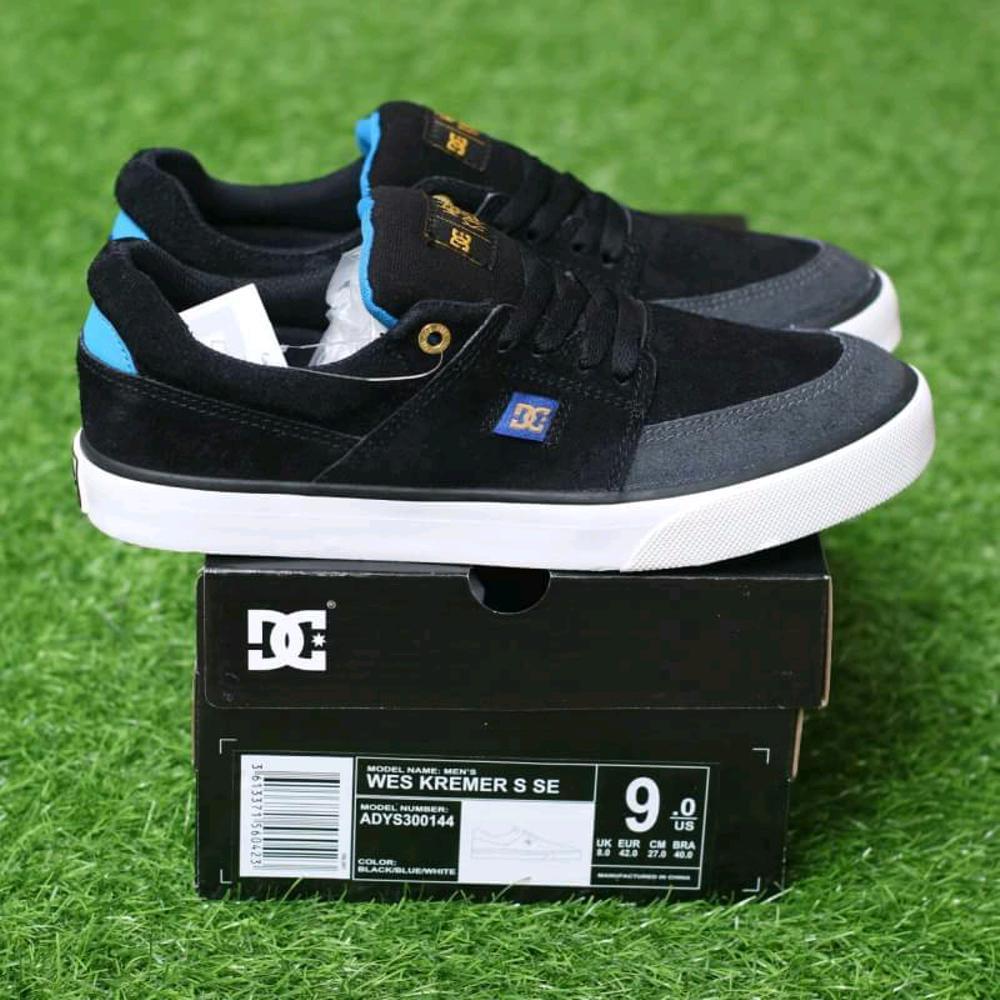 Promo Sepatu DC Kremer s black blue sneaker pria casual Diskon