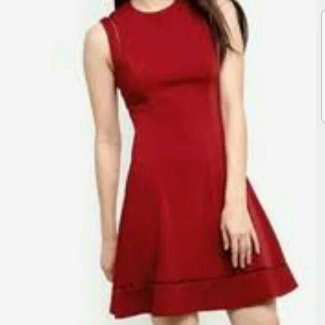 Dress merah Zalora XS