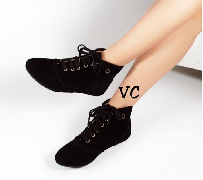 Sepatu Flat Wanita Boot Boots Korea Hitam / sepatu / sepatu murah / sepatu boots / sandal flat / sepatu sneakers / sandal keren / wedges murah / sepatu wanita / sandal wanita / sepatu sandal / sepatu berkualitas