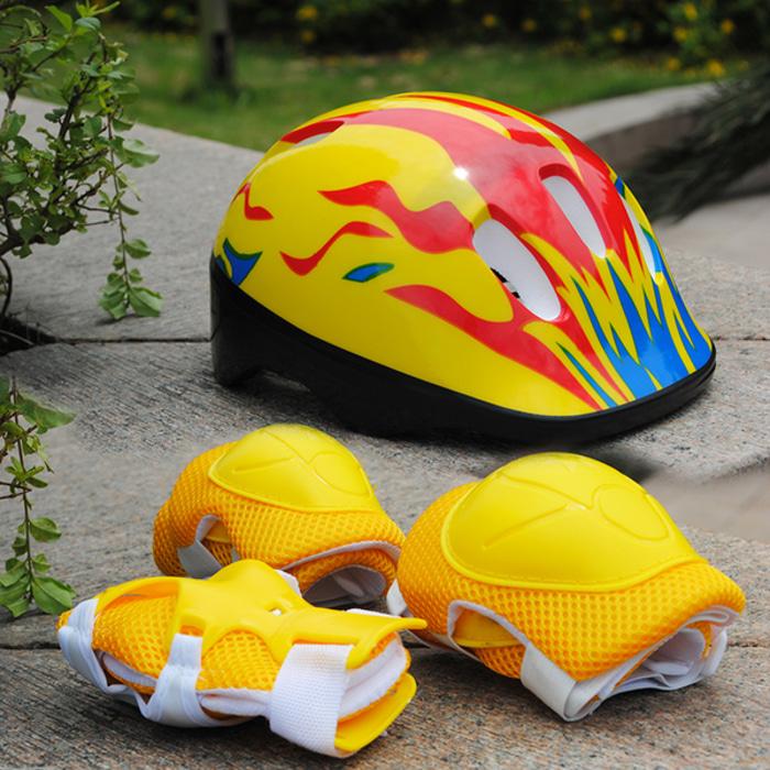 Helm pengaman Skuter Dan Sepatu Roda anak otoped 4 in 1 Helm pengaman Skuter Dan Sepatu Roda anak otoped 4 in 1