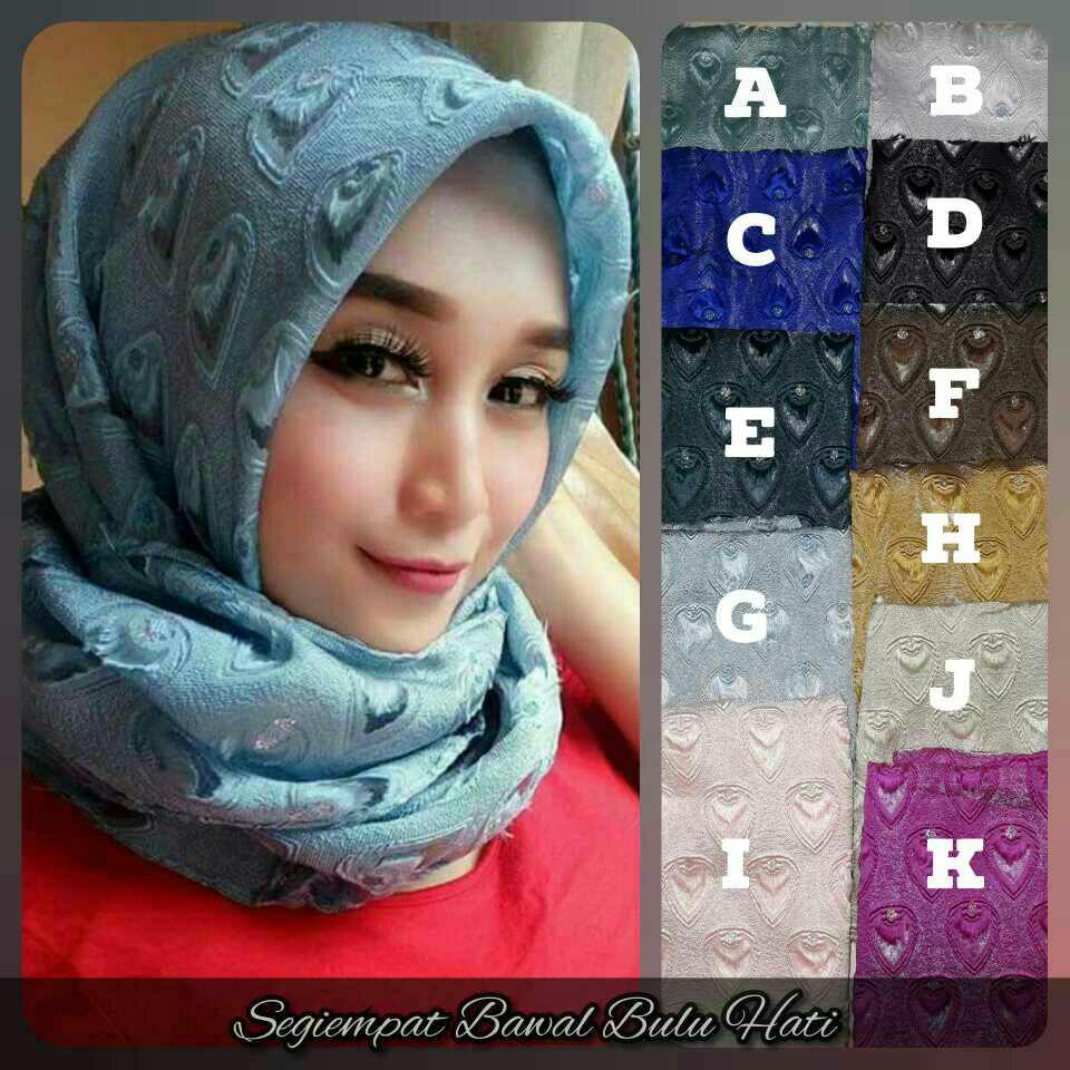 Hijab / Jilbab / Kerudung Segiempat Square Bawal Bulu Hati