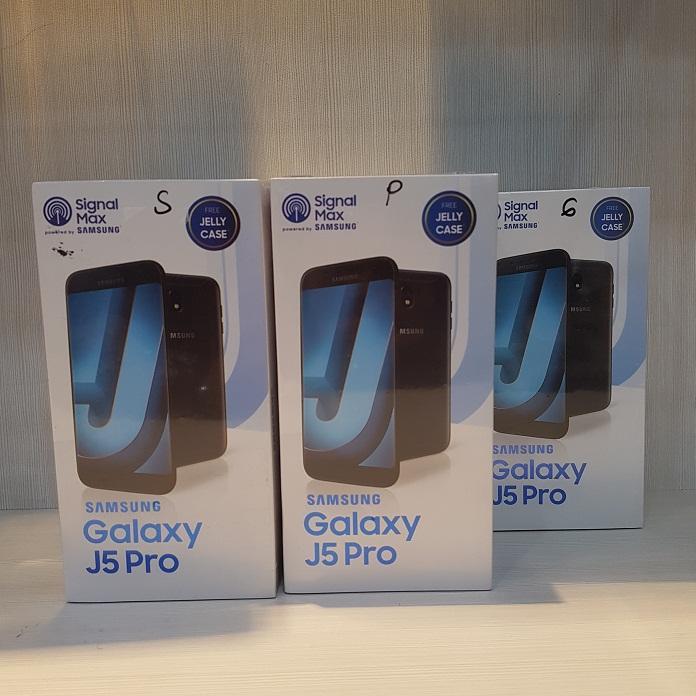 Samsung Galaxy J5 Pro Smartphone