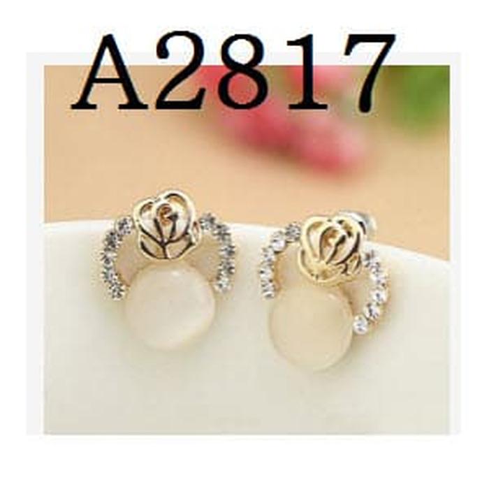 Anting Korea (Kalung Gelang Import Cincin Perhiasan Set Xuping)