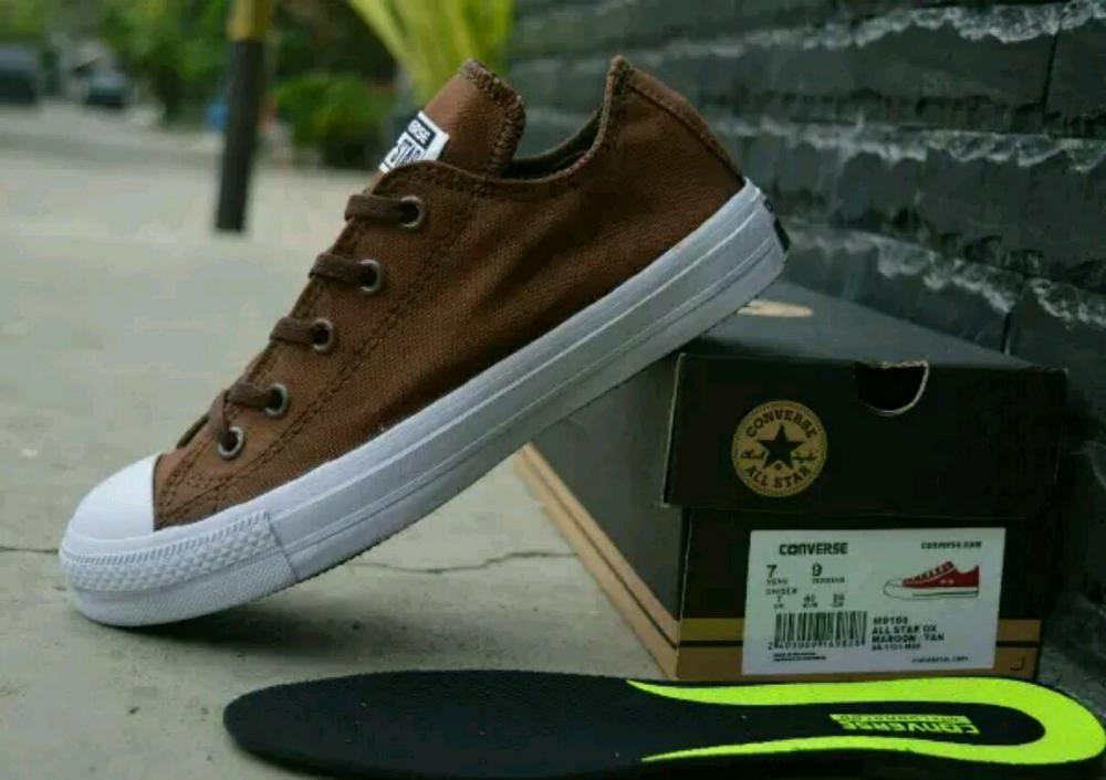Promo Sepatu Casual Sneakers Pria dan Wanita (Sepatu Olahraga, Sepatu Kerja, Sepatu Jalan, Sepatu Santai, Sepatu Sekolah, Sepatu Joging, Lapangan, Sepatu Kulit, Sneaker, Slip On, Slop, Adidas, Nike, Pria, Wanita, Anak)