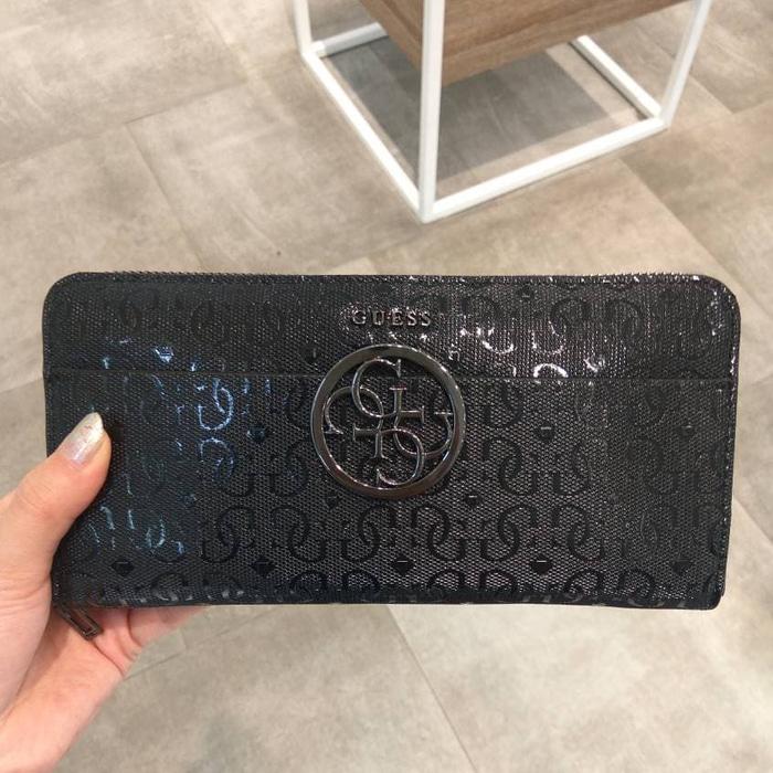 Dompet Wanita Guess Original Kamryn Black Emboss Glossy - iRouDQ