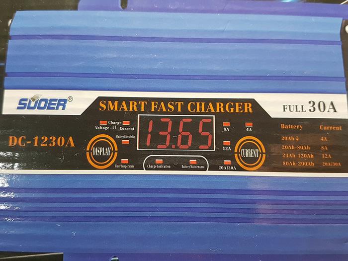 NEW Charger AKI SUOER FULL 30A DC-1230A - display indikator PROMO TERLARIS