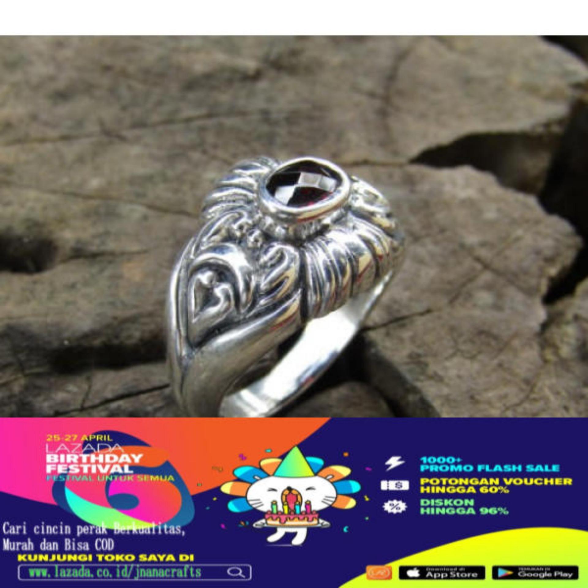 Cincin perak Bali batu garnet motif bunga