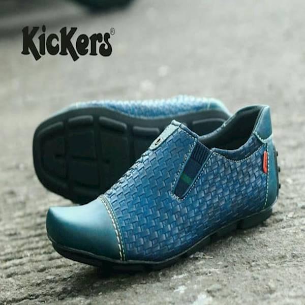 Sepatu Santai Adidas Slop Slip On Casual Pria Kulit Suede Sepatu Santa