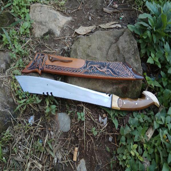 Golok Patimura Ukir Batik
