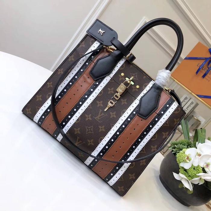 LOUIS VUITTON CITYSTEAMER NICOLAS ORIGINAL LEATHER 31X27x12cm Rp 5.300