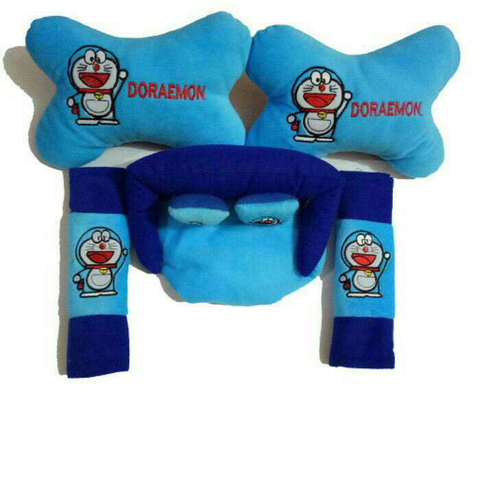 Set Bantal Mobil Doraemon Doraemon, Shaun the Sheep, Pooh, Mickey , Masha, Hello Kitty, Manchester United, Chelsea, Arsenal, dan masih banyak motif lain 3 in 1 /Aksesoris Interior keren semua mobil