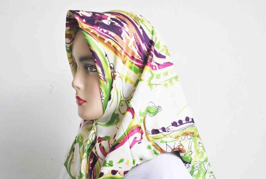 Kerudung fashion segi empat satin motif terbaru dari ZENITH