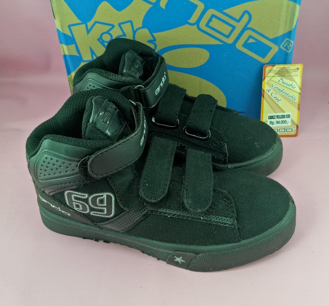 HARGA-PROMO-Sepatu ando sekolah kingz hitam 30-32