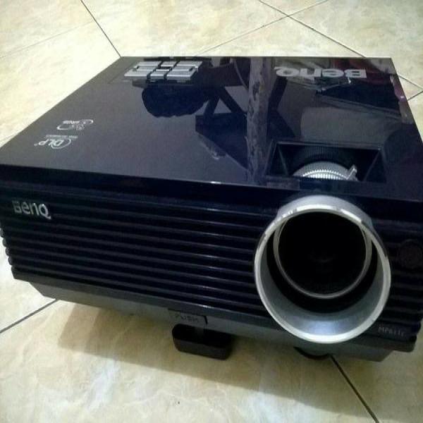 Projector BenQ MP611C / MP611
